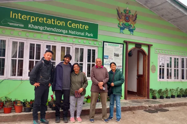 Tourist being received by Kassang Bhutia at yuksom KNP chekpost